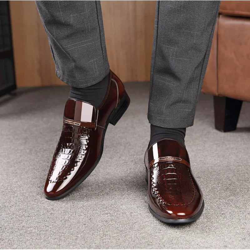 Zapatos de negocios de lujo para hombre, punta estrecha. 