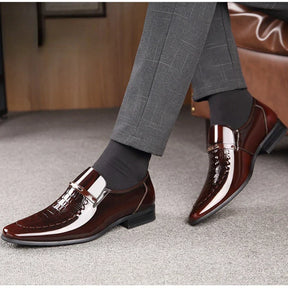 Zapatos de negocios de lujo para hombre, punta estrecha. 